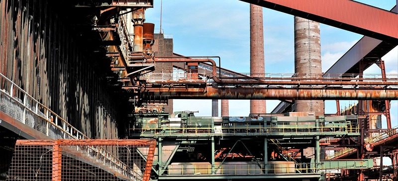 Steel mill floor covered by 7SIGNAL monitoring